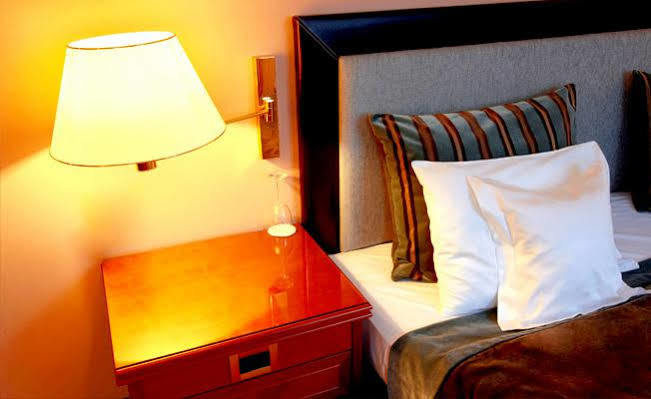 Regency Inn Porter Esterno foto